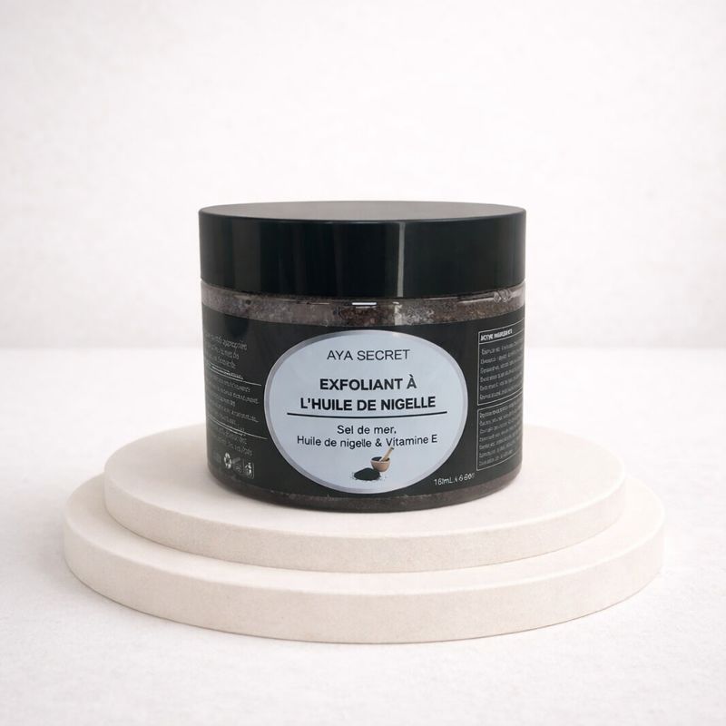 EXFOLIANT DU CUIR CHEVELU À L'HUILE DE NIGELLE